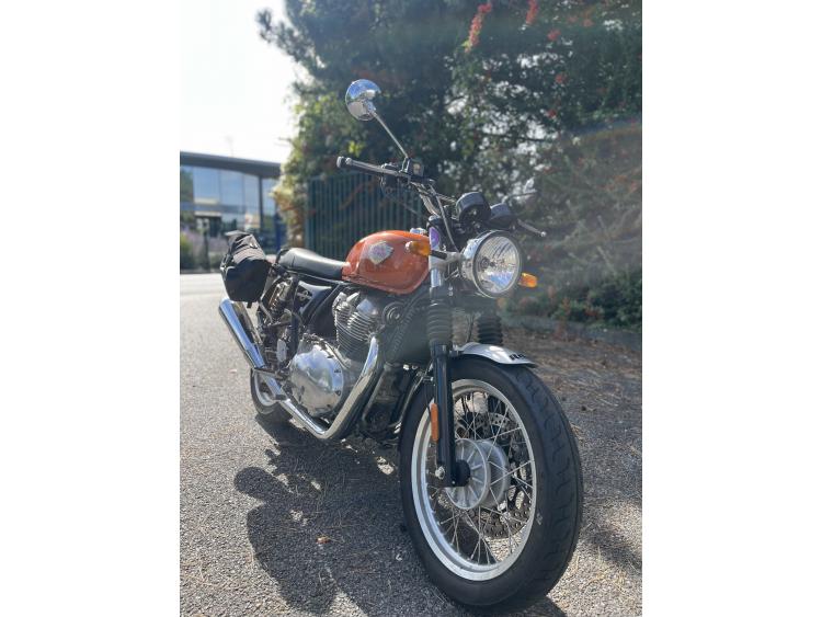 ROYAL ENFIELD INTERCEPTOR 650