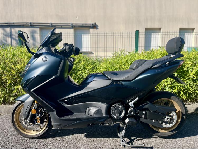YAMAHA XP T-MAX 560 TECH MAX