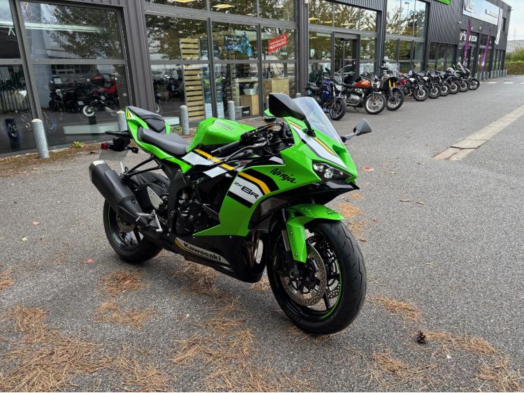 KAWASAKI ZX-6R 636